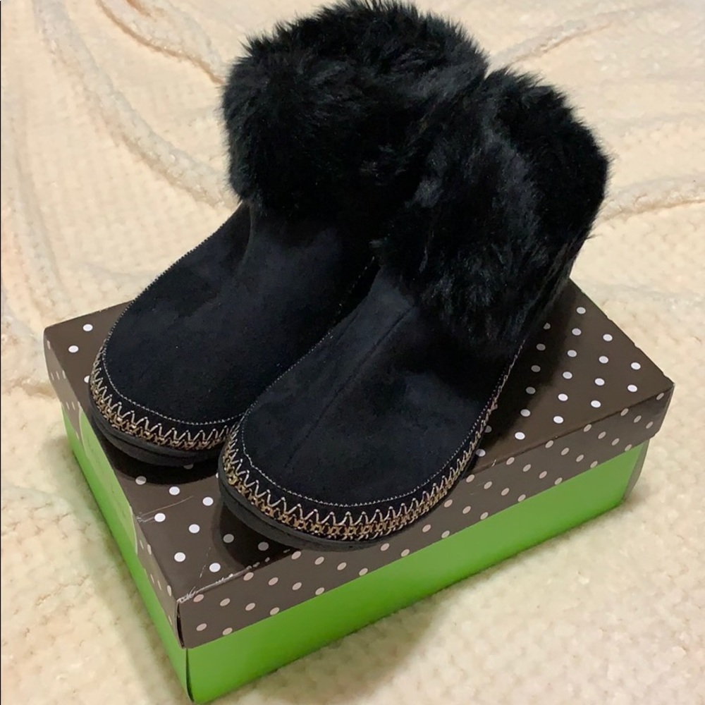 Rubber sole moccasin booties